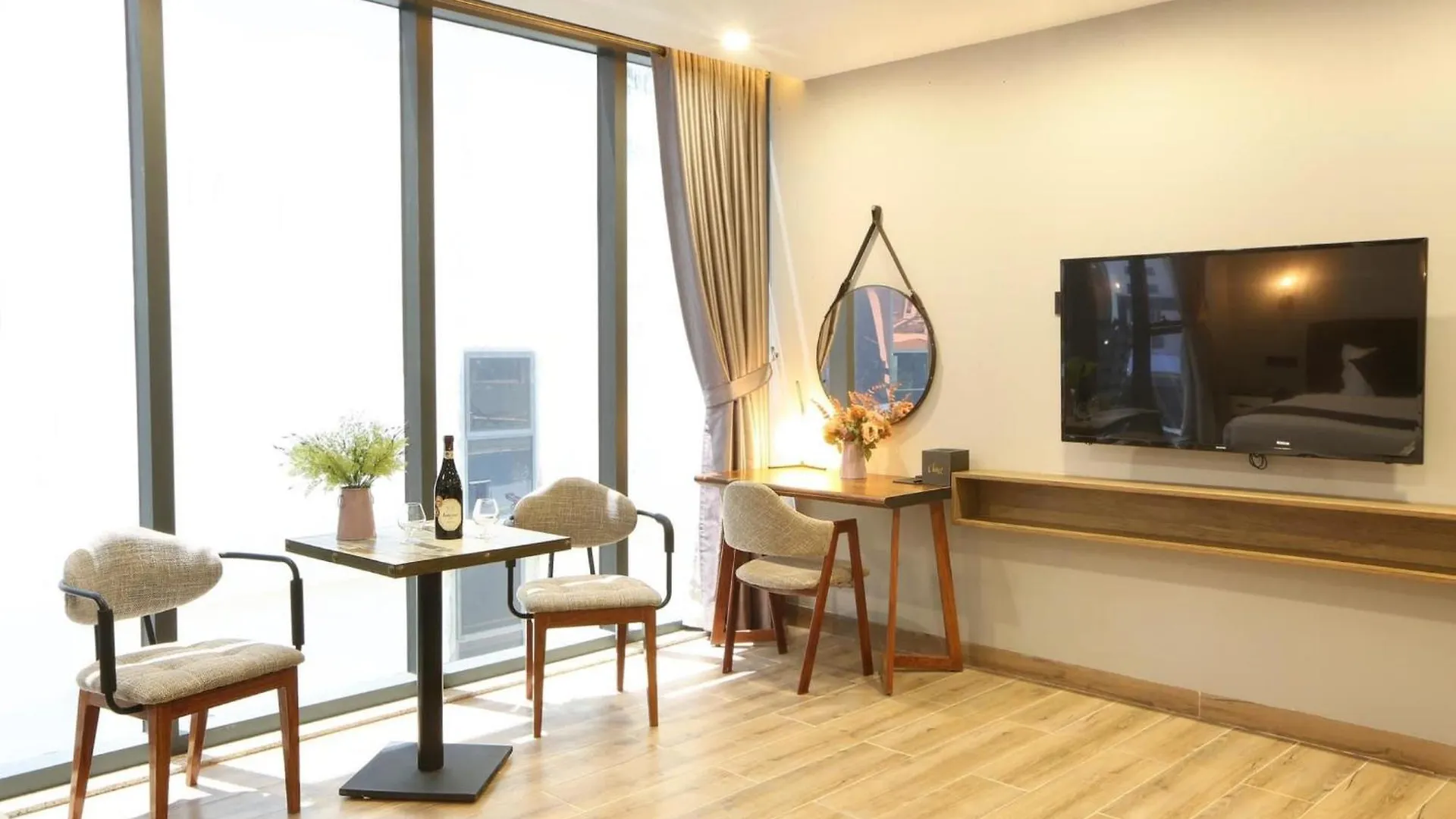 Mons Boutique Hotel & Apartment Da Nang