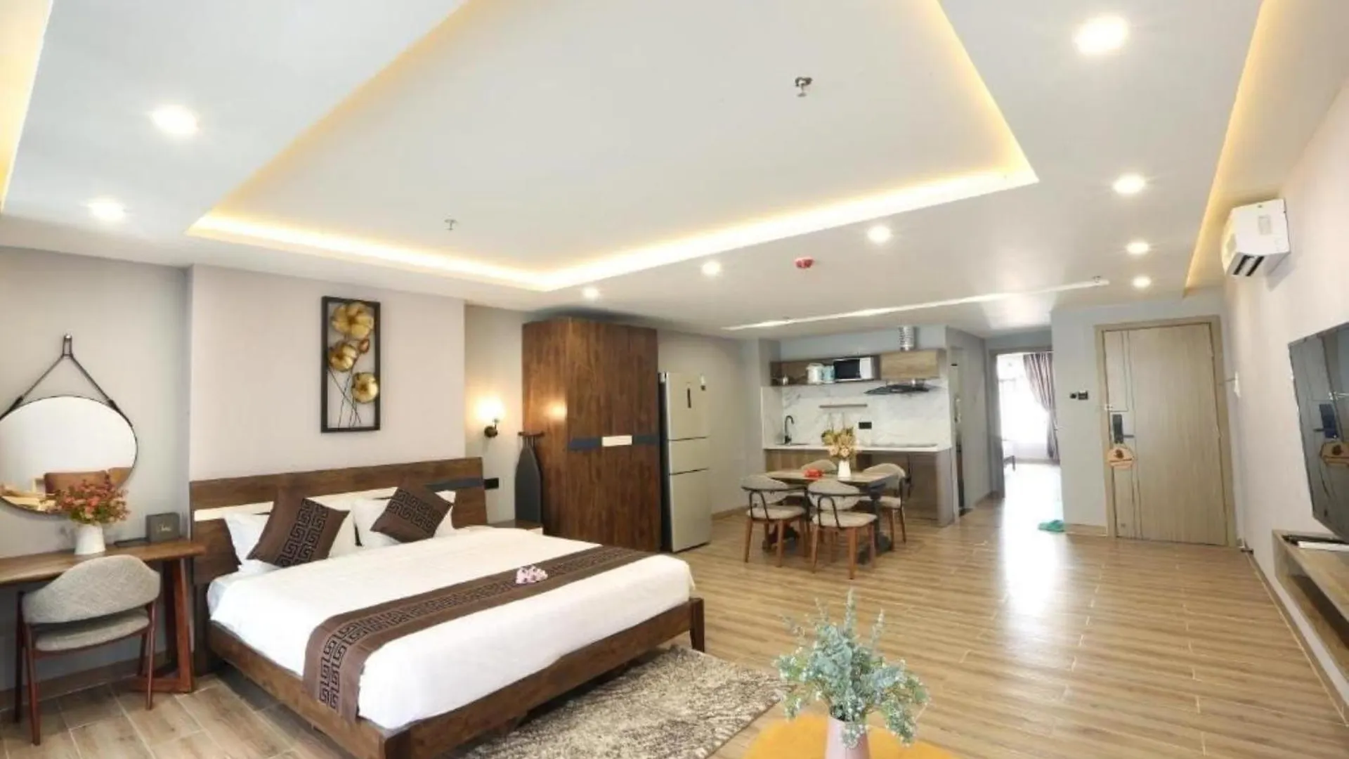 Mons Boutique Hotel & Apartment Da Nang Vietnam